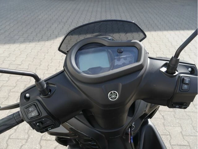 Angebot Yamaha RayZR Bild 16: Angebot Yamaha RayZR