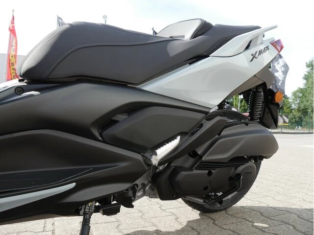 Angebot Yamaha XMAX 125 Tech MAX+ Bild 11: Angebot Yamaha XMAX 125 Tech MAX+
