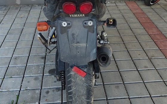 Gebrauchtmotorrad Yamaha FZS 1000 Fazer - Bild 10 Gebrauchtmotorrad Yamaha FZS 1000 Fazer - Bild 10