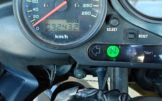Gebrauchtmotorrad Yamaha FZS 1000 Fazer - Bild 14 Gebrauchtmotorrad Yamaha FZS 1000 Fazer - Bild 14
