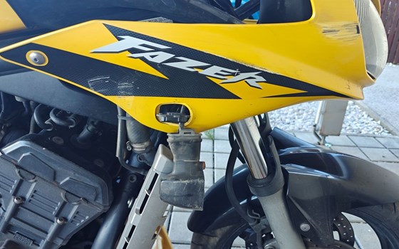 Gebrauchtmotorrad Yamaha FZS 1000 Fazer - Bild 4 Gebrauchtmotorrad Yamaha FZS 1000 Fazer - Bild 4