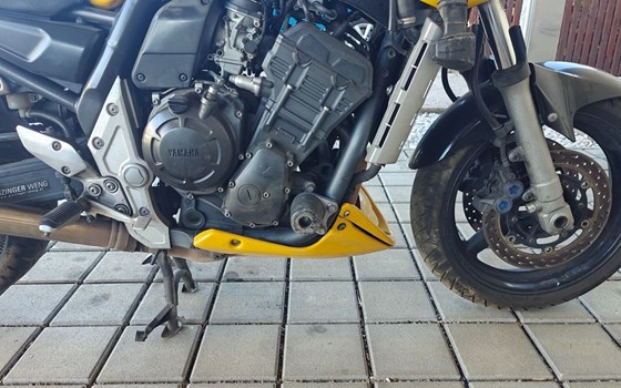 Gebrauchtmotorrad Yamaha FZS 1000 Fazer - Bild 6 Gebrauchtmotorrad Yamaha FZS 1000 Fazer - Bild 6