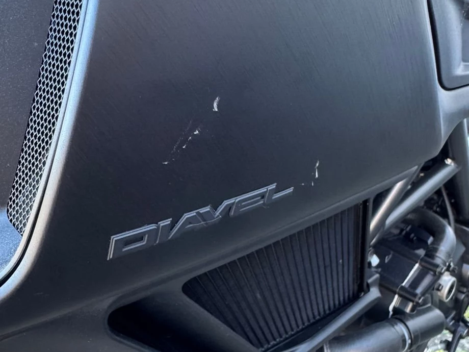 Angebot Ducati Diavel 1200 Dark Bild 11: Angebot Ducati Diavel 1200 Dark