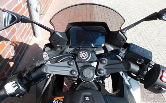 Neufahrzeug Suzuki GSX-8R - Bild 11