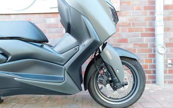 Gebrauchtmotorrad Yamaha XMAX 125 - Bild 11