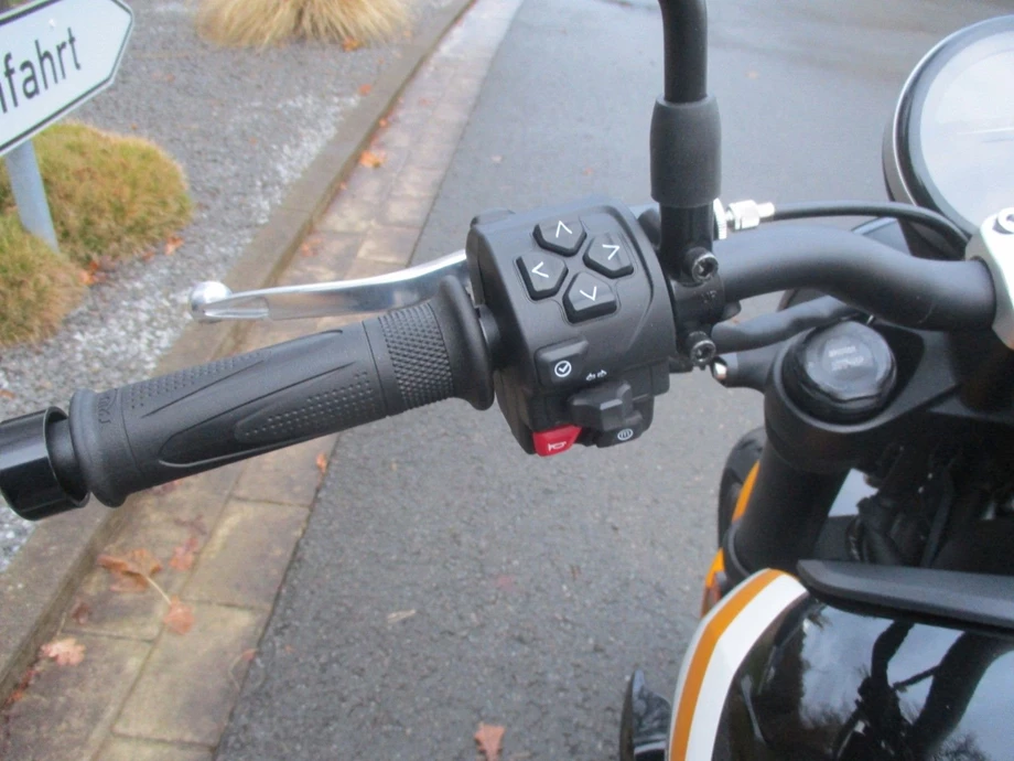 Angebot Triumph Trident 660 Bild 12: Angebot Triumph Trident 660