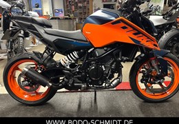 Neumotorrad KTM 125 Duke