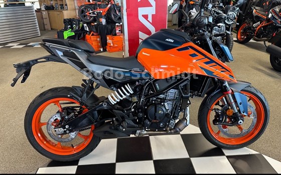 Neufahrzeug KTM 125 Duke - Bild 4