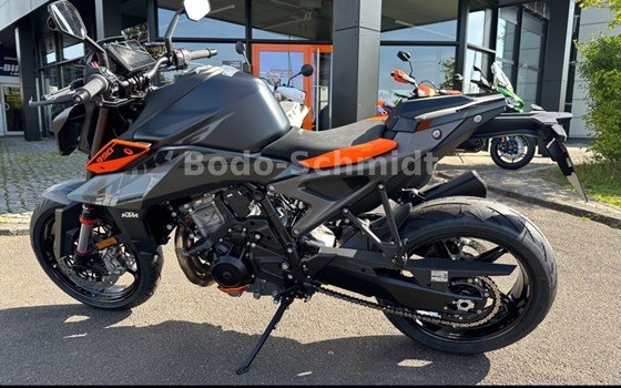 Neufahrzeug KTM 990 Duke - Bild 3