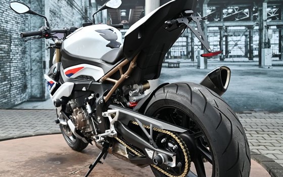 Gebrauchtmotorrad BMW S 1000 R - Bild 9