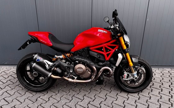 Gebrauchtmotorrad Ducati Monster 1200 S - Bild 1