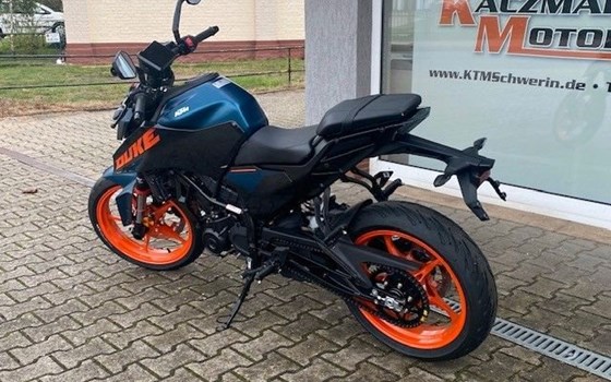 Neufahrzeug KTM 125 Duke - Bild 4