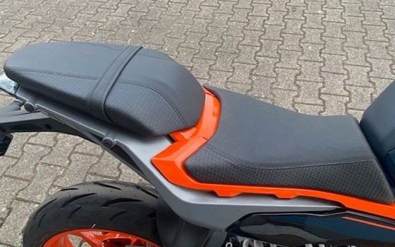 Neufahrzeug KTM 390 Duke - Bild 10