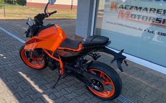 Neufahrzeug KTM 390 Duke - Bild 3