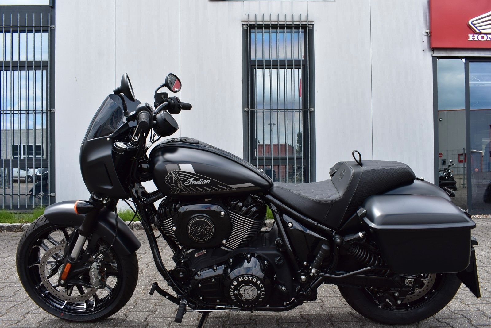 Indian Sport Chief RT