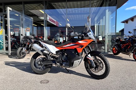 KTM 890 Adventure