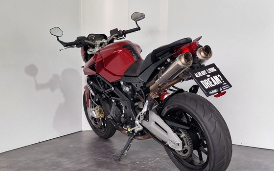 Gebrauchtmotorrad Aprilia SL 750 Shiver Factory - Bild 2 Gebrauchtmotorrad Aprilia SL 750 Shiver Factory - Bild 2