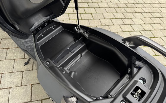 Gebrauchtmotorrad Kymco X-Town CT 300i ABS - Bild 7