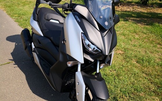 Gebrauchtmotorrad Yamaha XMAX 300 - Bild 1
