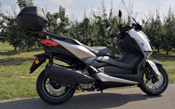 Gebrauchtmotorrad Yamaha XMAX 300 - Bild 2