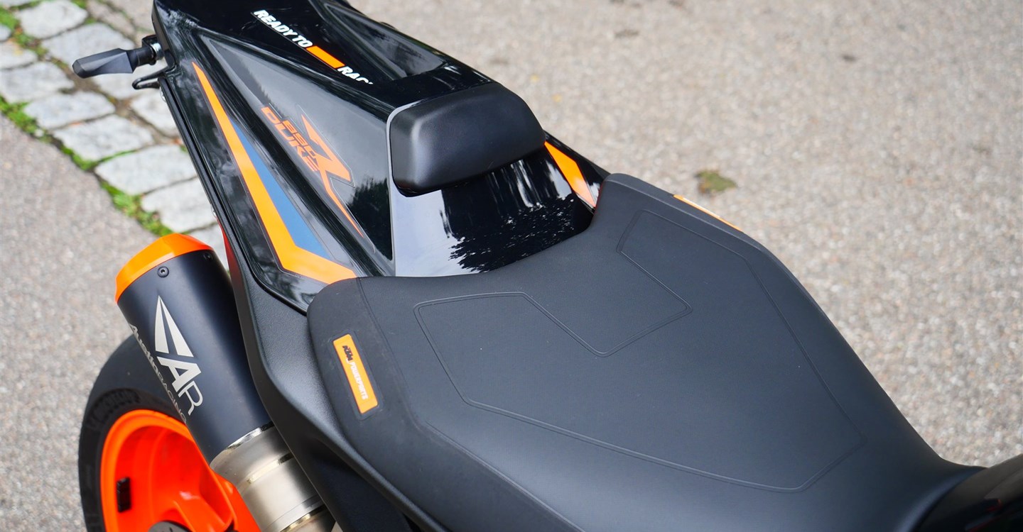 Angebot KTM 890 Duke R