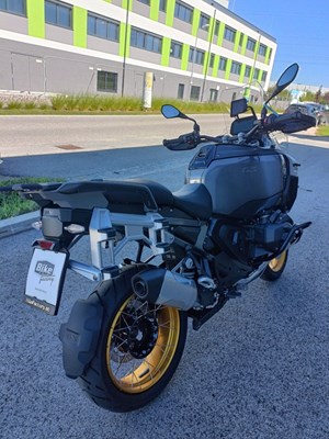 BMW R 1300 GS Adventure (black-storm metallic) - Bild 10