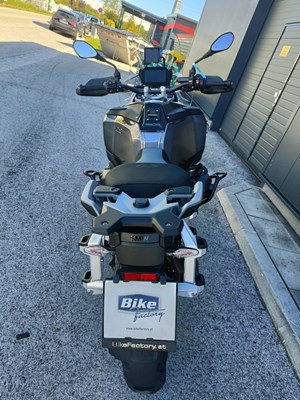 BMW R 1300 GS Adventure (black-storm metallic) - Bild 8