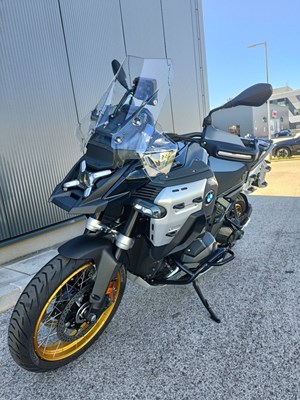BMW R 1300 GS Adventure (black-storm metallic) - Bild 7