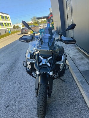 BMW R 1300 GS Adventure (black-storm metallic) - Bild 3