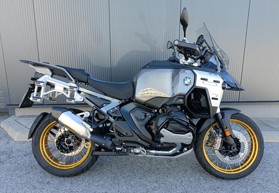 BMW R 1300 GS Adventure (black-storm metallic)
