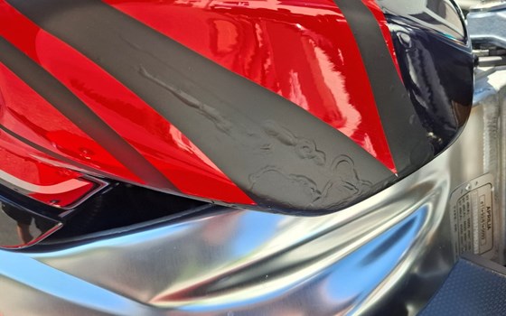 Gebrauchtmotorrad Aprilia RSV 1000 R (RSV Mille R) - Bild 7 Gebrauchtmotorrad Aprilia RSV 1000 R (RSV Mille R) - Bild 7
