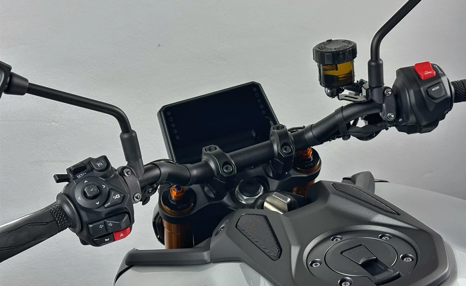 Angebot Yamaha MT-09 SP Bild 17: Angebot Yamaha MT-09 SP