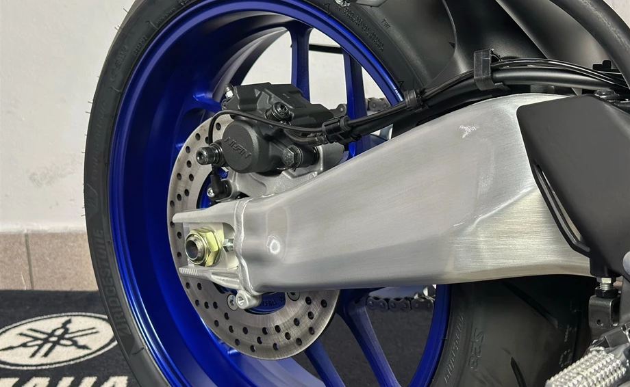 Angebot Yamaha MT-09 SP Bild 14: Angebot Yamaha MT-09 SP