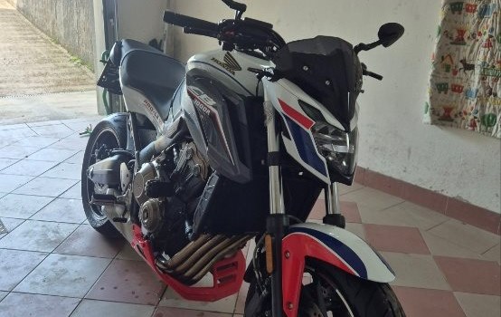 Gebrauchtmotorrad Honda CB650F - Bild 1 Gebrauchtmotorrad Honda CB650F - Bild 1