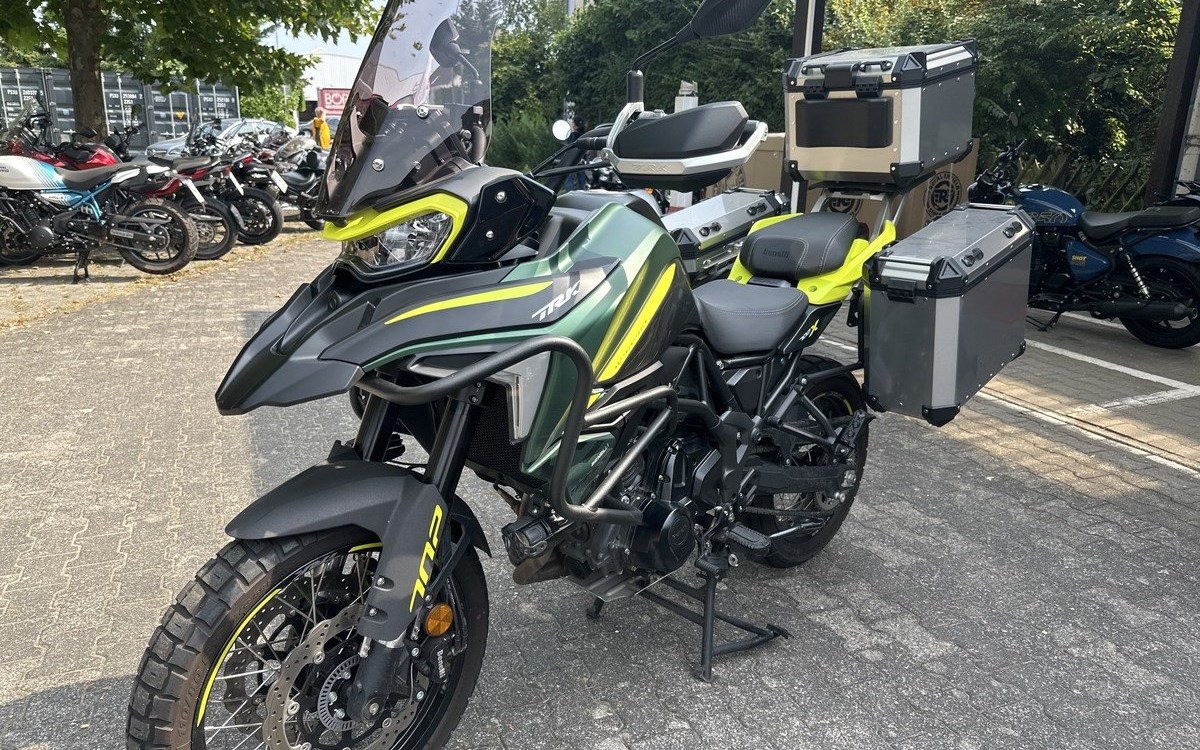 Zum Vergrößern bitte anklicken! Angebot Benelli TRK 702 X