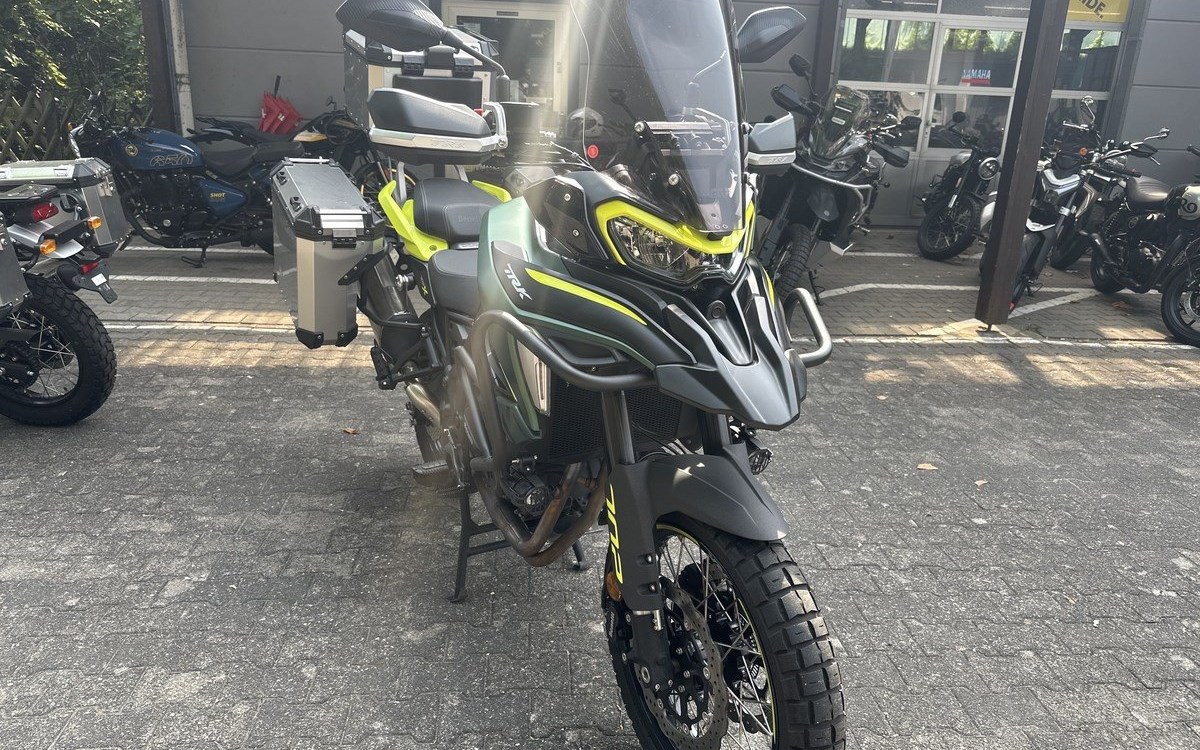 Zum Vergrößern bitte anklicken! Angebot Benelli TRK 702 X