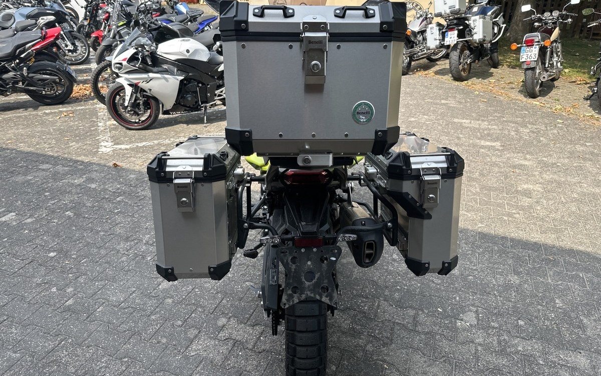 Zum Vergrößern bitte anklicken! Angebot Benelli TRK 702 X