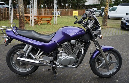 Gebrauchtmotorrad Suzuki VX 800