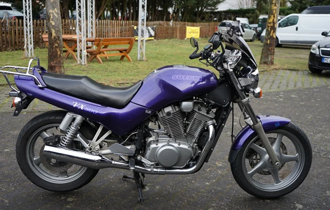 Suzuki VX 800
