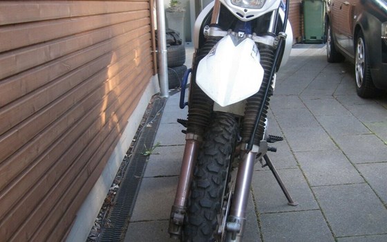 Gebrauchtmotorrad Suzuki DR 650 - Bild 2