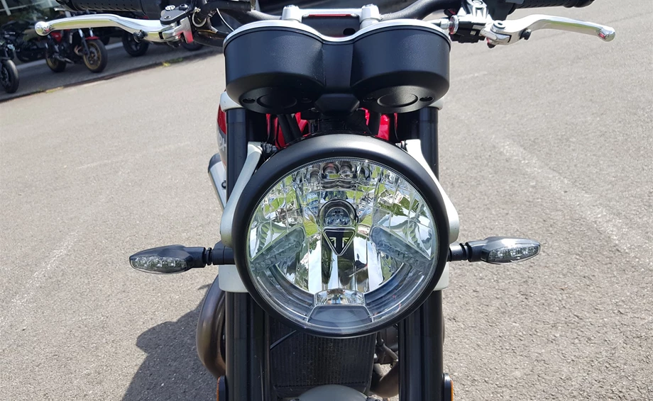 Angebot Triumph Speed Twin 1200 Bild 7: Angebot Triumph Speed Twin 1200