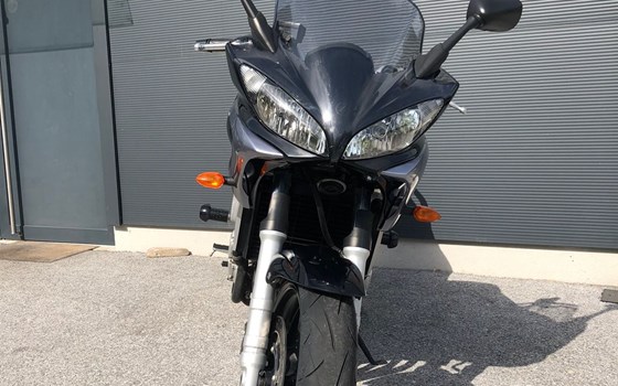 Gebrauchtmotorrad Yamaha FZ6 Fazer - Bild 2 Gebrauchtmotorrad Yamaha FZ6 Fazer - Bild 2