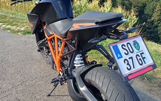 Gebrauchtmotorrad KTM 1290 Super Duke R - Bild 11 Gebrauchtmotorrad KTM 1290 Super Duke R - Bild 11