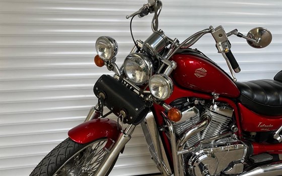 Gebrauchtmotorrad Suzuki Intruder VS 800 - Bild 5