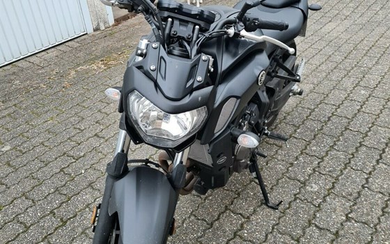 Gebrauchtmotorrad Yamaha MT-07 - Bild 2