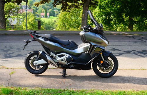 Gebrauchtmotorrad Honda Forza 750