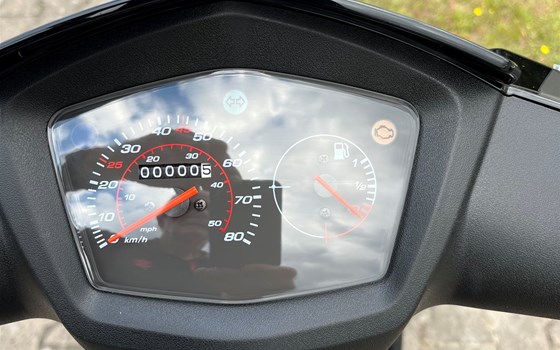 Neufahrzeug Peugeot Kisbee 50 4T - Bild 5