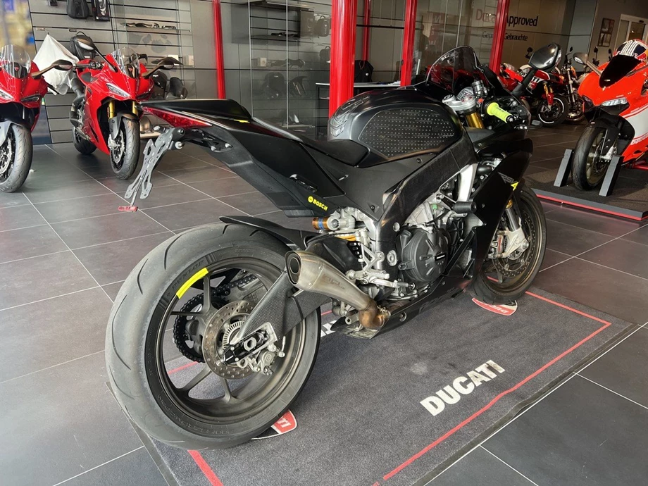 Angebot Aprilia RSV4 R APRC ABS Bild 4: Angebot Aprilia RSV4 R APRC ABS