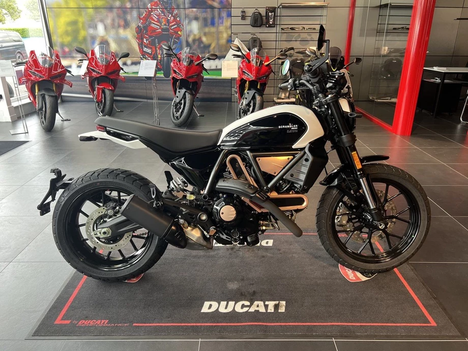 Angebot Ducati Scrambler 10° Anniversario Rizoma Edition Bild 2: Angebot Ducati Scrambler 10° Anniversario Rizoma Edition