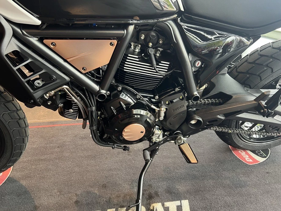 Angebot Ducati Scrambler 10° Anniversario Rizoma Edition Bild 7: Angebot Ducati Scrambler 10° Anniversario Rizoma Edition